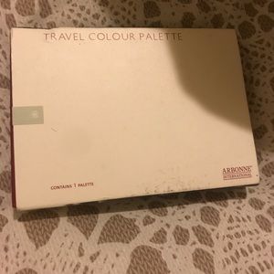 Arbonne international palette